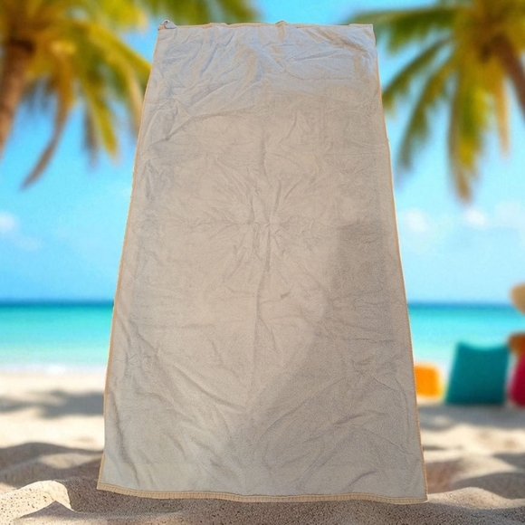 Disney Animal Kingdom Tiger Beach Towel (EUC) - Picture 4 of 5